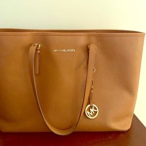 Michael Kors tote